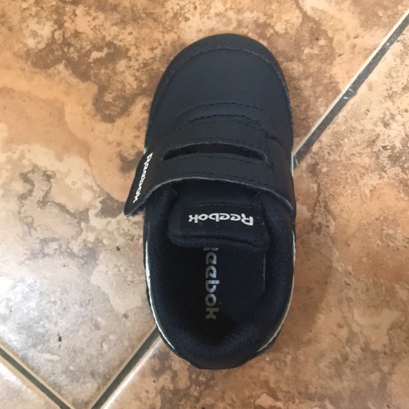 Baby Reebok so 5 shoes - Picture 6 of 7